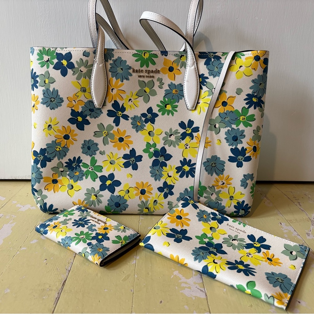 Kate Spade All Day Floral Medley Large Tote Bundle